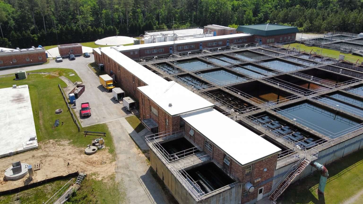 Reflective roof coating restoration on an industrial plant by RPI Roofing